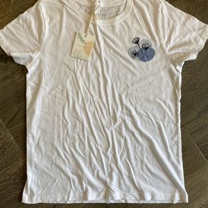 NWT Thread & Supply Tshirt Flower Blossom Detail size Small